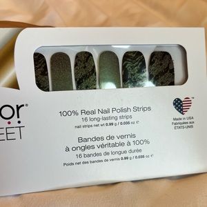 Color Street Magic Potion Nail strips